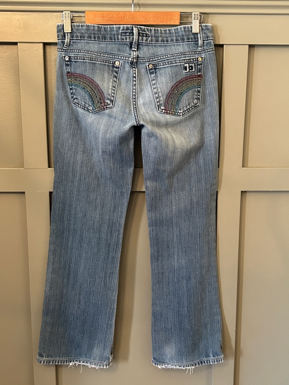 Joe's Jeans Provocateur Bootcut Jeans in Hedrin Wash Rainbow Pockets Size 27
